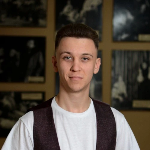 Диктор Виталий Поволоцкий